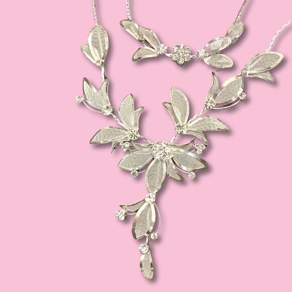 Vintage Christina Collection Necklace and Bracelet Set Silver Tone-Fairycore - Picture 4 of 6